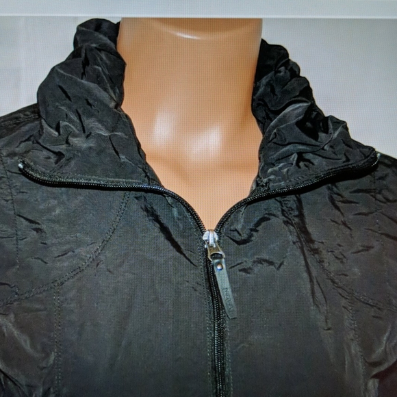 Eddie Bauer trevex outerwear jacket packable light - Picture 9 of 16